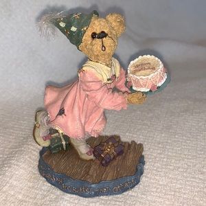 Boyd’s Bears & Friends figurine